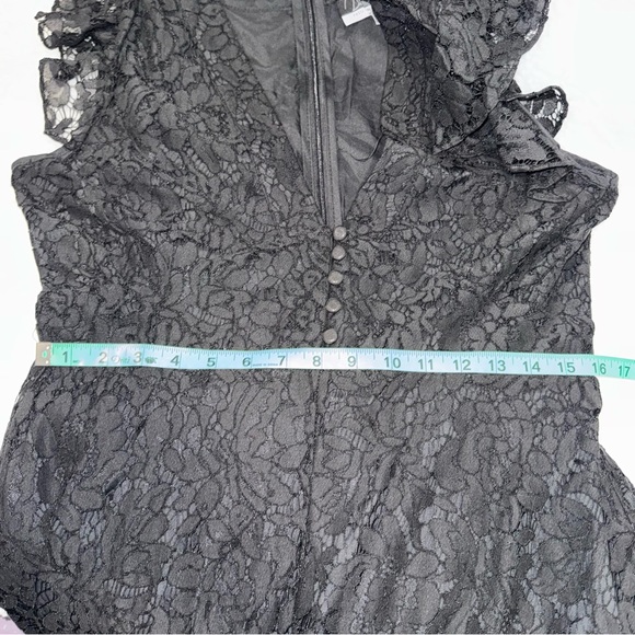 Dalia Macphee Lace Maxi Dress - Picture 10 of 11